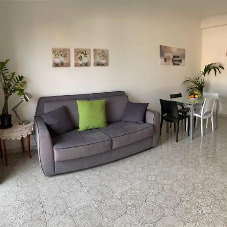 A Casa E' Mamma Apartment Соренто Екстериор снимка